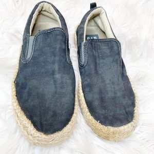 Gap espadrille slip on shoe for kids sz3